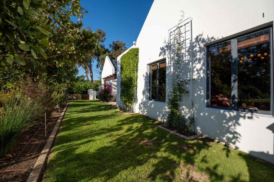 4 Bedroom Property for Sale in Croydon Western Cape